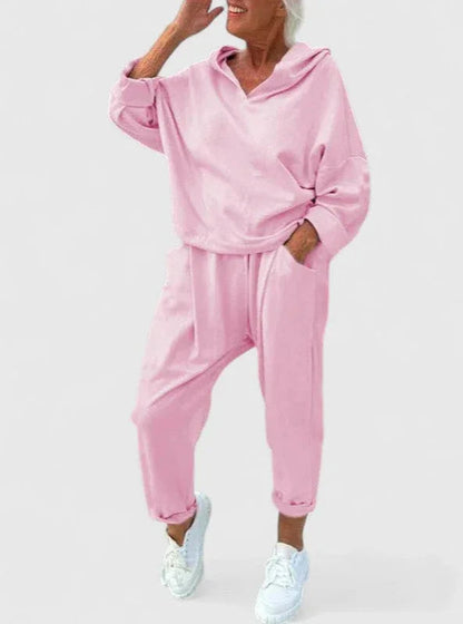 Clara | Comfortable Hooded Sweatshirt Set