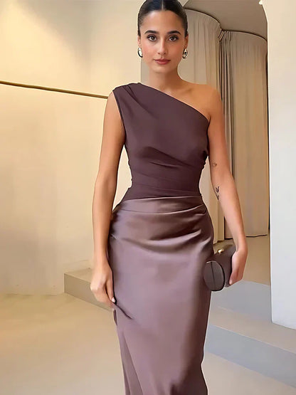 Sophia | Maxi Dress with a Guilt in Satin